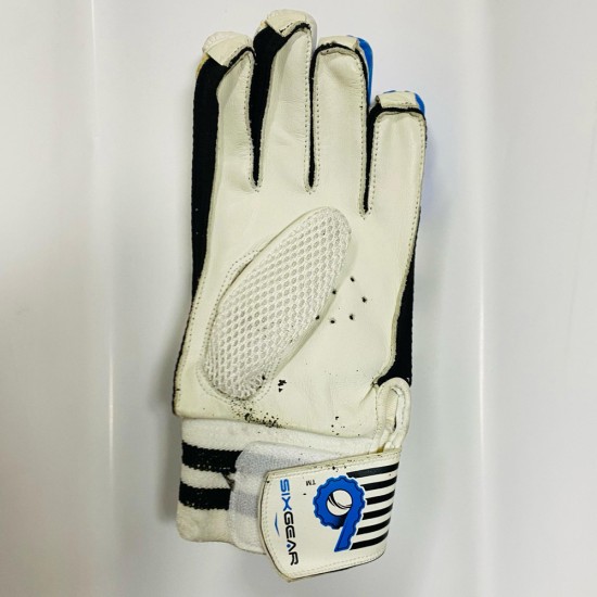 Batting Gloves (Right Hand) Batting Gloves (Right Hand)
