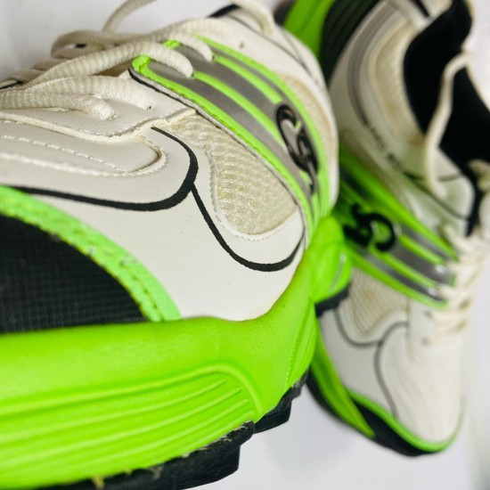 Cricket Shoes (Gripper) Cricket Shoes (Gripper)