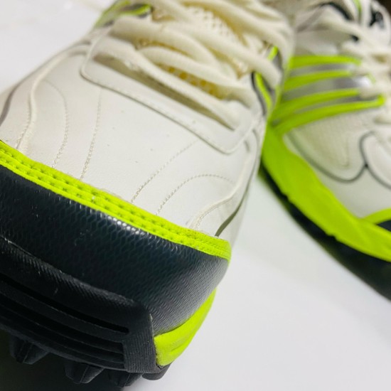 Cricket Shoes (Gripper) Cricket Shoes (Gripper)